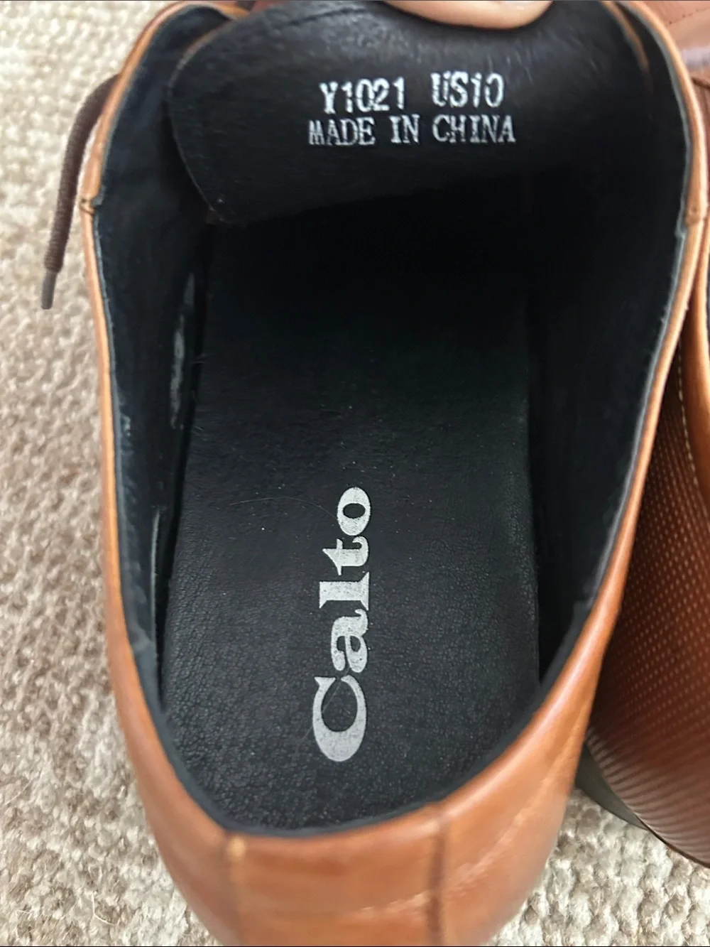 Calto Men's Brown Leather Lace-Up Dress Shoes. Size 10